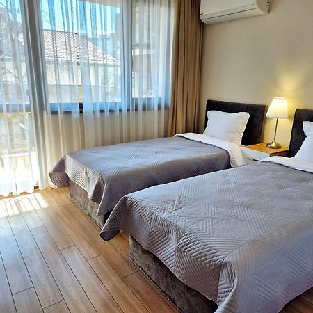 Bissera Premium Apartments Sofia Ngoại thất bức ảnh