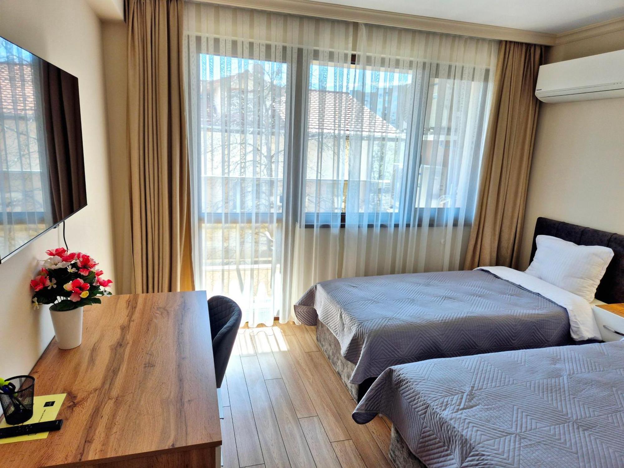 Bissera Premium Apartments Sofia Ngoại thất bức ảnh